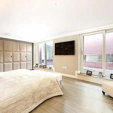Franciosa Apartment *